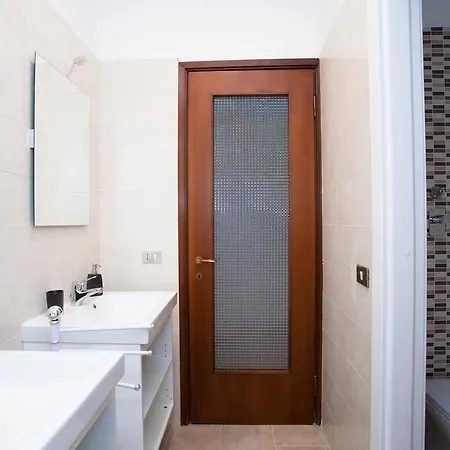 Apartment Bnbook - Perfetti Rho Fiera - Ampio Quadrilocale Con 3 Camere E 2 Bagni *